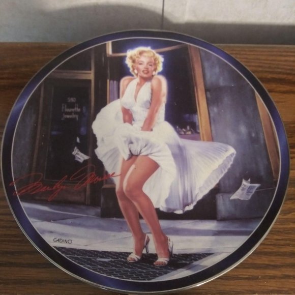 Bradford Exchange "Isn't It Delicious" Silver Scre